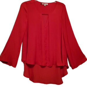 NWOT Jennifer Lopez Red Hi Low Top Size Small